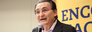 O ex-presidente do PCdoB Renato Rabelo publicou em seu blog uma nota desmentindo informações veiculadas nas redes sociais, atribuindo a ele declarações sobre o governo Flávio Dino no Maranhão; Rabelo diz que “todas as medidas jurídicas cabíveis serão tomadas para repor a verdade dos fatos”