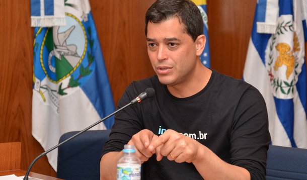 O secretário de Urbanismo, Indio da Costa, afirmou que os principais focos do Conselho Municipal de Planejamento Urbano do Rio de Janeiro (COPUR) são as zonas Norte e Oeste da cidade para direcionar as PPP's; os integrantes da tomaram posse, no Palácio da Cidade, sede da prefeitura, na Zona Sul; "A intenção da gente atender as necessidades da Zona Norte e da Zona Oeste, que acabam esquecidas. Bangu, Realengo, Padre Miguel, e toda área da Leopoldina e Zona Norte que acabam não tendo tanta atenção do poder público como deveria. A nossa intenção é pensar a cidade como um todo, sobretudo nas áreas que tem menos investimentos, como a gente vai atrair investimento privado pra essas regiões da cidade", disse