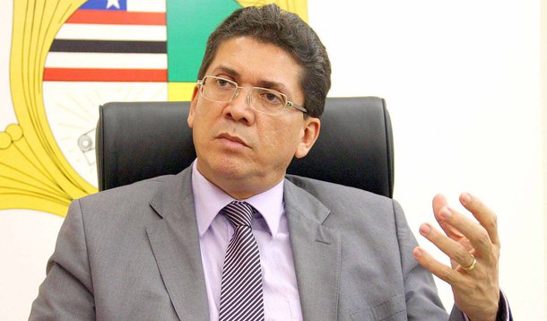 Durante os debates para concretizar de imediato o Plano Nacional de Segurança, os secretários de segurança estaduais sugeriram mudanças na legislação que vinculem repasses do governo federal para a área de segurança, da mesma forma que atualmente existe para as pastas da saúde e educação; na condição de Presidente do Colégio de Secretários de Segurança Pública (Consesp) e de secretário de segurança do Maranhão, Jefferson Portela foi enfático em dizer que o porcentual do repasse ainda precisa ser nivelado, com a possibilidades de novas discussões previstas para ocorrerem nos próximos dias com a cúpula do governo