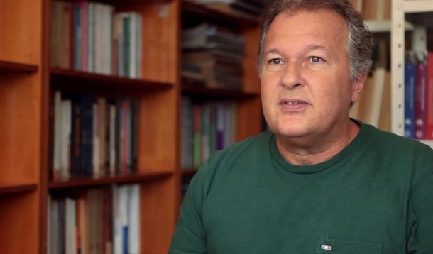 O jornalista Cesar Benjamin, anunciado pelo prefeito eleito Marcelo Crivella para a Secretaria de Educação e Lazer, chegou a se exilar durante a ditadura militar, foi filiado ao PT e ao PSOL, chegando até a ser candidato a vice-presidência junto com Heloísa Helena; hoje Benjamin não milita formalmente em nenhum partido