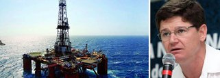 Em entrevista à Rede Brasil Atual após a aprovação, pelo Senado, do projeto de lei do senador José Serra (PSDB-SP) que altera as regras de exploração da Petrobras, abrindo o mercado a empresas estrangeiras, o dirigente da FUP João Antônio de Moraes calcula que "pode-se estimar em 600 bilhões, em termos de pré-sal como um todo, podendo chegar a 1 trilhão de reais, só o prejuízo em saúde e educação. Fora todo o resto"; "Serra se comprometeu a entregar o petróleo do pré-sal, e entregou mesmo. Mas a batalha da soberania energética não termina nunca, é permanente", acrescenta