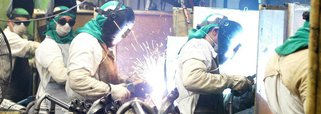 A indústria brasileira poderá perder R$ 66,8 bilhões com os nove feriados nacionais e três pontos facultativos deste ano; o  valor representa 4,4% do PIB ( soma dos bens e riquezas produzidos no país) industrial do país, o maior percentual registrado desde 2008; é o que aponta o estudo “O Custo Econômico dos Feriados Federais para a Indústria”, divulgado pela Federação das Indústrias do Estado do Rio de Janeiro (Firjan); o levantamento tem como base a relação de feriados e pontos facultativos divulgada pelo Ministério do Planejamento, Orçamento e Gestão