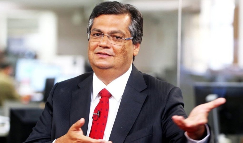 Com o objetivo de criar interação e diálogo com os prefeitos eleitos, o governador Flávio Dino (PCdoB) marcou para o dezembro um encontro com os futuros gestores; dos 217 convidados, 204 já confirmaram presença; no encontro também será anunciado o ‘Programa ProMunicipio’, que oferecerá assistência técnica e disponibilizará uma plataforma de dados com informações sobre ações governamentais em cada cidade e convênios estaduais em vigência