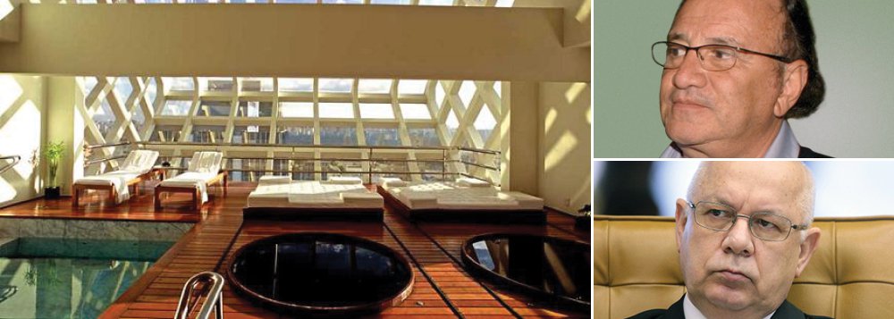 Banqueiro André Esteves, do banco BTG Pactual, era um dos principais sócios de Carlos Alberto Filgueiras, amigo e dono do avião que caiu com o ministro do Supremo Tribunal Federal, Teori Zavascki; Filgueiras constituiu sociedade com Esteves na empresa Forte Mar Empreendimentos e Participações em 2012, ano em que fundou o Hotel Emiliano na Praia de Copacabana, no Rio, onde Teori costumava se hospedar; pela sociedade, Esteves tinha 90% de participação no empreendimento, materializado por meio do fundo de investimento Development Fund Warehouse, e Filgueiras, 10%