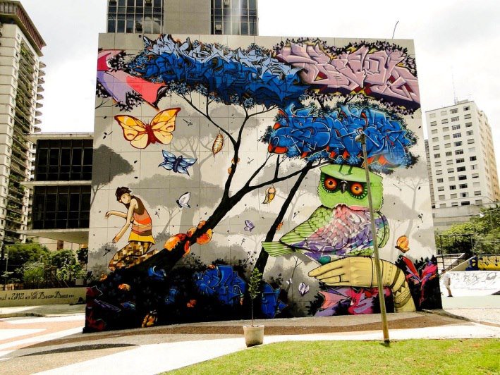 O cinza que emporcalhou a cidade deve ter sido extraído da massa encefálica de baixíssima qualidade desse prefeito, só pode. Ele ainda não compreendeu que a sua mensagem repressiva jamais será admitida