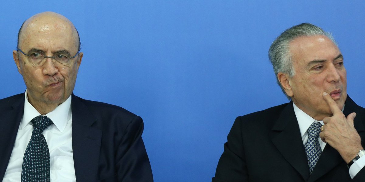 A Fundação Getúlio Vargas (FGV) reduziu pela metade a previsão de crescimento do PIB brasileiro para 2017; expectativa era de expansão de 0,6%, e agora caiu pela metade, para 0,3%; de acordo com a FGV, a revisão aconteceu após o 'esfriamento' da atividade econômica no terceiro e quarto trimestres deste ano
