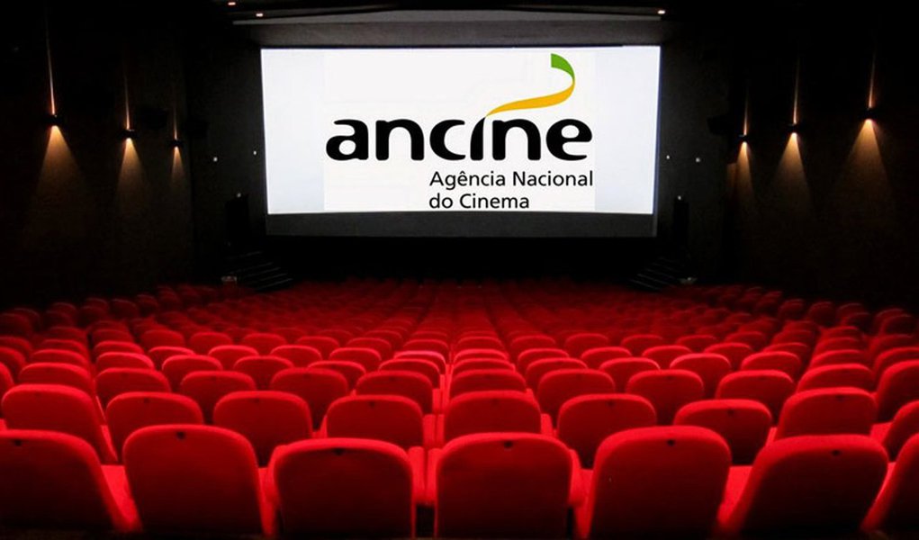 A Agência Nacional do Cinema (Ancine), em parceria com o Banco Regional de Desenvolvimento do Extremo Sul (BRDE), lançou nesta terça (27) a quarta edição da chamada pública Prodav 05/2016; de acordo com a agência, serão R$ 10 milhões do Fundo Setorial do Audiovisual (FSA), que serão investidos no desenvolvimento de 70 projetos de obras audiovisuais seriadas e não seriadas de longa-metragem e de formatos de obra audiovisual
 