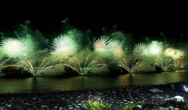 O show principal da noite celebrou os 20 anos de O Grande Encontro, reunindo Elba Ramalho, Geraldo Azevedo e Alceu Valença. Canções consagradas como Anunciação e Tropicana foram interpretadas, e uma das surpresas foi Chega de Saudade, de Antonio Carlos Jobim e Vinicius de Moraes