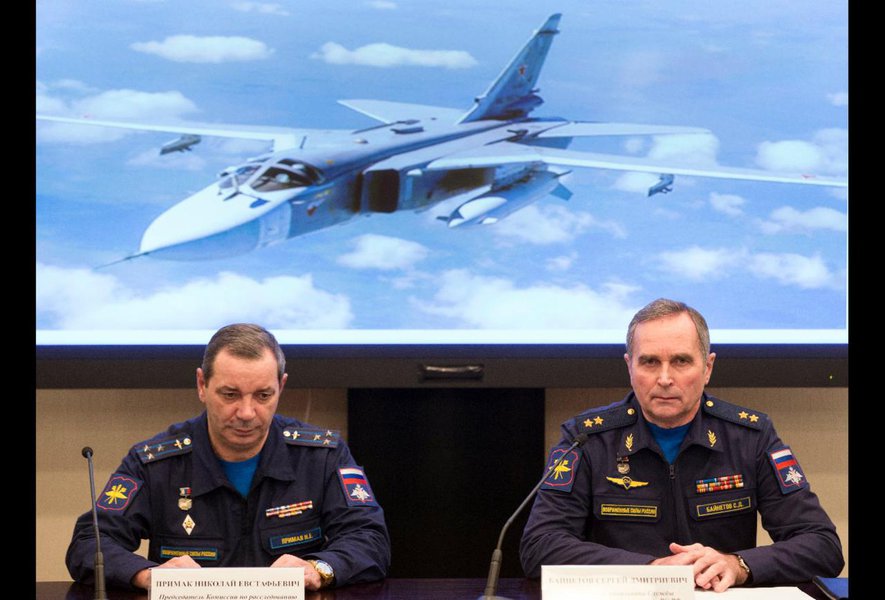 Autoridades russas disseram nesta quinta-feira que não descartam que um "ato terrorista" tenha provocado a queda de um avião militar no Mar Negro no domingo; "Não houve explosão a bordo", disse Sergei Bainetov, chefe de segurança de voo da Força Aérea Russa e líder da comissão do governo que investiga a queda da aeronave, que matou 92 pessoas; "Mas esse não é o único tipo de ato terrorista... Pode ter sido qualquer tipo de impacto mecânico, então nós não descartamos um ato terrorista", acrescenta Bainetov