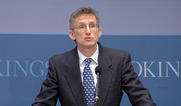 Pesquisador do Instituto Brookings Ted Piccone, especialista em ordem global e política internacional, Ted Piccone, afirmou neste sábado, 25, que o munda passa por uma crise dos ideais democráticos, demonstrada com saída do Reino Unido da União Europeia; "As pessoas estão insatisfeitas, e isso leva a uma polarização política cada vez maior. Temos motivos reais para ficar preocupados", disse Piccone; "Estamos vendo tendências que no passado levaram a radicalismo, como o fascismo e o nacionalismo disfarçado de populismo, que leva a mais conflitos", afirma