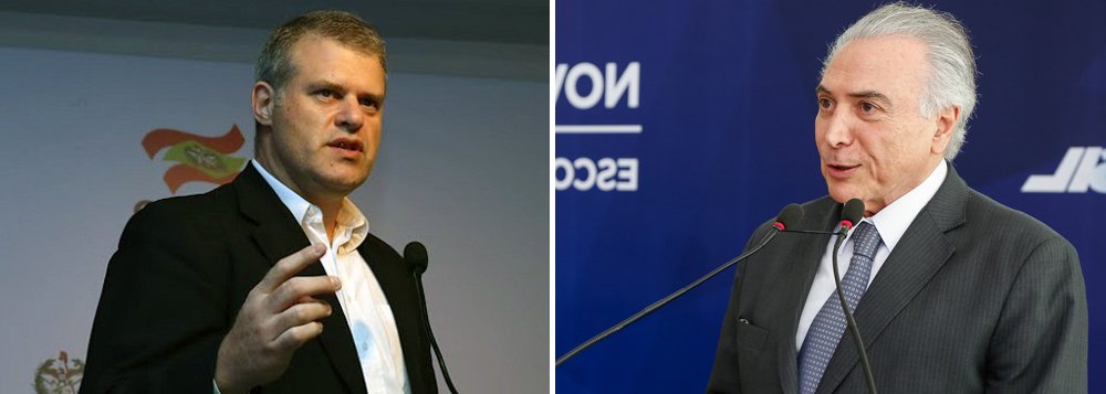 O jornalista Eduardo Oinegue, que era cotado para ocupar o cargo na presidência, se reuniu hoje com Michel Temer e entregou a ele uma proposta de plano estratégico para a comunicação do governo em que, entre outros pontos, sugere que um diplomata exerça a função de porta-voz; desta forma, declinou o convite do Planalto