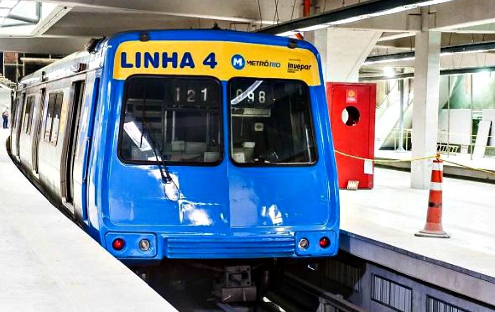 O MetrôRio informou na manhã desta terça-feira que a Linha 4 do modal, que liga Ipanema à Barra da Tijuca, funcionará também aos sábados a partir do dia 5 de novembro; a segunda etapa de expansão do sistema possibilita a abertura do serviço ao público em mais um dia na semana, com o mesmo horário de funcionamento dos dias úteis: das 6h às 21h; transferência entre linhas ocorre na estação General Osório