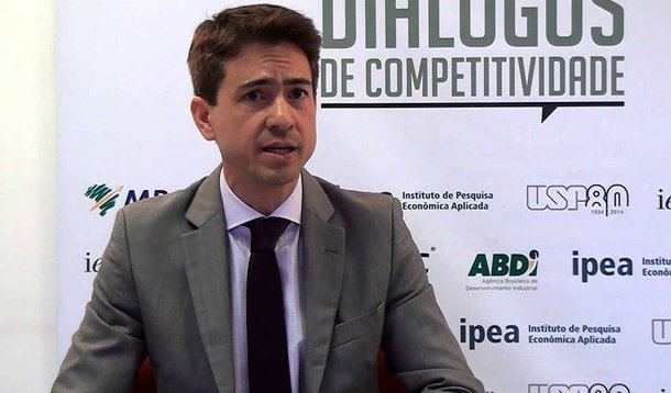 Em delação, o executivo Paulo Cesena, até mês passado presidente da Odebrecht Transport, afirmou que a Supervia, concessionária de trens do Rio, controlada pela Odebrecht, pagou R$ 600 mil a dois diretores da Agência Reguladora de Transportes do Rio (Agetransp); o pagamento foi feito pelo Setor de Operações Estruturadas, o departamento de propina criado pela empreiteira para gerir repasses de recursos ilegais; segundo  executivo, o atual presidente da Agetransp, Cesar Mastrângelo, e o diretor Arthur Bastos receberam R$ 600 mil em nome do PMDB-RJ; Bastos foi tesoureiro da legenda e chefe de gabinete do chefe da Casa Civil de Sérgio Cabral, Régis Fitchner 