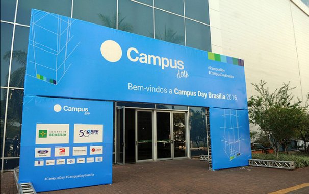 O Campus Day Brasília começa neste sábado, a partir das 14 horas, com o objetivo de iniciar os debates sobre tecnologia e empreendedorismo para a Campus Party, de 26 a 30 de julho de 2017; encontro ocorrerá no Centro de Convenções Ulysses Guimarães; serão 21 palestras ao longo do dia, além de apresentações paralelas no hall de entrada do local, no Palco Experience