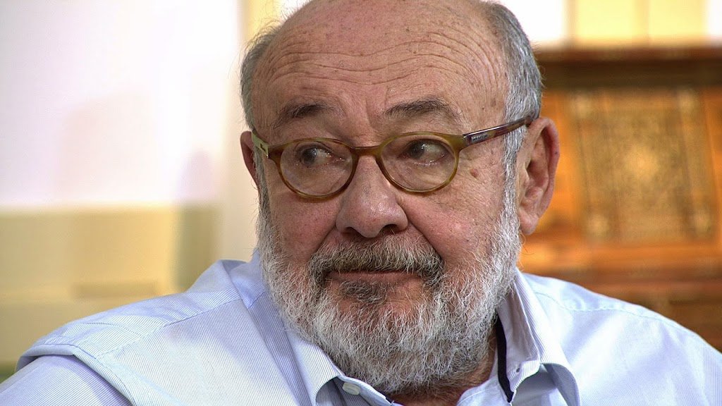 "Foram as intrigas palacianas, as disputas do poder pelo poder dentro do poder e as traições de aliados que mais infernizaram a vida destes presidentes, mais até do que os adversários políticos, como pudemos ver ainda agora na agonia do governo de Dilma Rousseff, o segundo caso de impeachment em curto espaço de tempo", analisa o jornalista Ricardo Kotscho