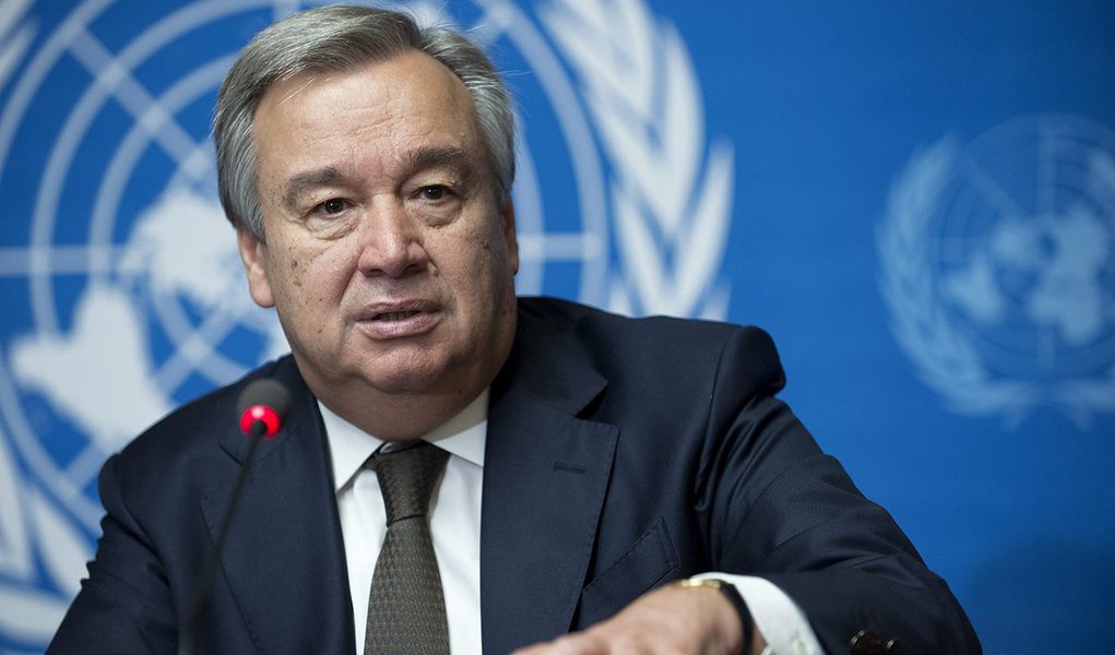 O Conselho de Segurança das Nações Unidas indicou hoje (6) formalmente o nome do português António Guterres para o cargo de secretário-geral da ONU; indicação foi decidida por aclamação e agora será submetida aos 193 países que compõem a Assembleia Geral da ONU, que devem homologar a decisão do conselho; em Lisboa, Guterres disse que enfrentará "enormes desafios" e que espera ver unidade e consenso durante seu mandato na entidade