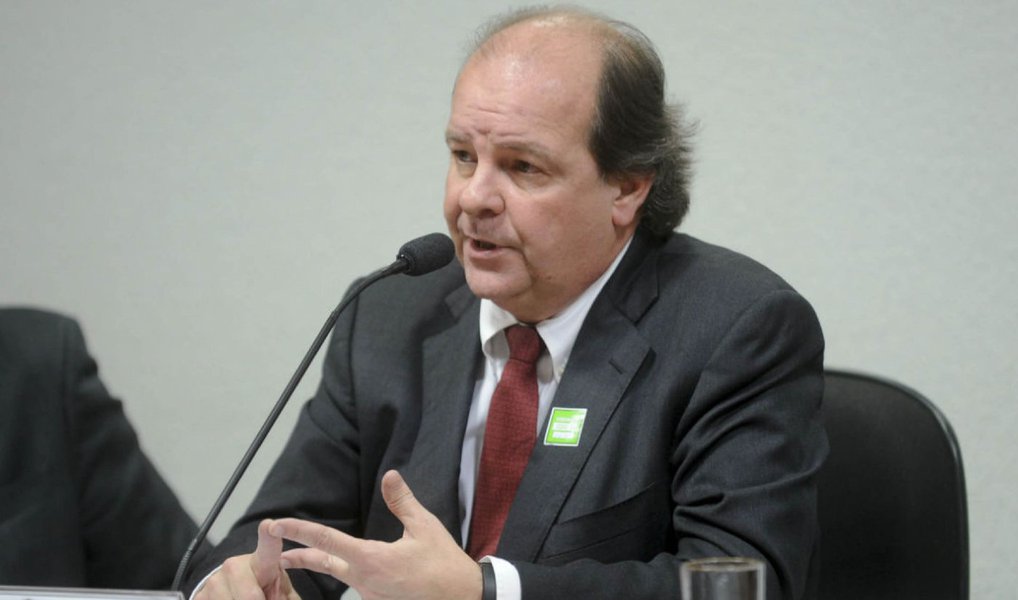 A Segunda Turma do Supremo Tribunal Federal (STF) rejeitou nesta terça (21) pedido de liberdade feito pela defesa do ex-diretor da Área Internacional da Petrobras Jorge Zelada, condenado a 12 anos e dois meses de prisão pelos crimes de corrução passiva e lavagem de dinheiro nas investigações da Operação Lava Jato