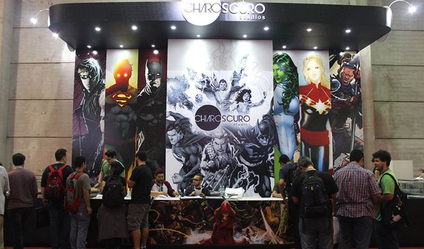 O estúdio que representa o brasileiro Allan Goldman nos EUA anunciou que rompeu o contrato com o desenhista; em comunicado, a empresa Chiaroscuro Studios informou que encerrou a relação com artistas não alinhados com valores "inegociáveis"; o autor fez comentários controversos sobre o estupro coletivo no Rio; "O que acontece se os 30 estupradores da menina alegaram que são mulheres? Segundo a ideologia de gênero dos esquerdistas, uma pessoa é o que sente, e sua biologia não importa", disse; em nota, ele negou ter feito apologia ao estupro e afirmou ter apenas criticado a ideologia de gênero