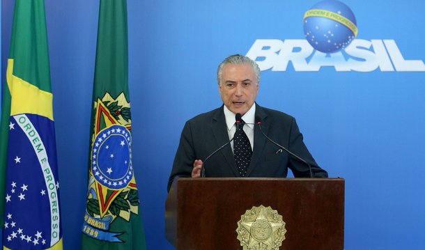 O governo interino de Michel Temer elevou em R$ 38,5 bilhões a previsão de despesas para o ano; a medida foi possível porque o Planalto obteve do Congresso autorização para fechar 2016 com um deficit de até R$ 170,5 bilhões; o presidente interino não pretende, ao menos por enquanto, promover cortes de despesas na tentativa de reequilibrar o Orçamento federal