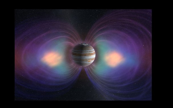 A atmosfera, a composição interior e a magnetosfera do planeta serão objeto de observação da sonda da NASA, durante um ano. É a segunda sonda – desde a Galileu, há 20 anos – dedicada exclusivamente a investigar o maior planeta do nosso sistema solar.