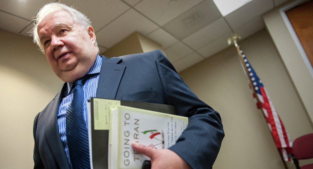 "Eu não compartilho da opinião de que o risco de uma guerra nuclear é alto hoje, porque, mesmo com as discrepâncias atuais, penso que em ambos os países as pessoas são sensatas o suficiente para não permitir isso”, disse o embaixador russo em Washington, Sergei Kislyak; no entanto, o simples fato desse tema estar sendo debatido revela o grau de tensão entre as duas potências