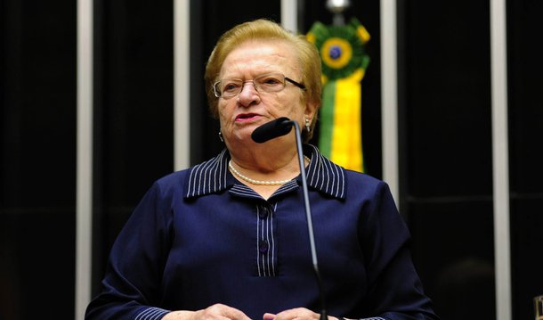 Candidata a presidente da Câmara pelo PSOL, a deputada Luiza Erundina afirmou que apesar de haver 14 candidatos, há apenas dois projetos em disputa: "a manutenção de uma Câmara desmoralizada, manobrada pelo fantasma de Eduardo Cunha, e do outro lado aqueles que lutaram pelo afastamento de Cunha"; em seu discurso, ela ressaltou que é necessário uma nova Câmara para um novo tempo e defendeu a eleição de uma mulher para o cargo