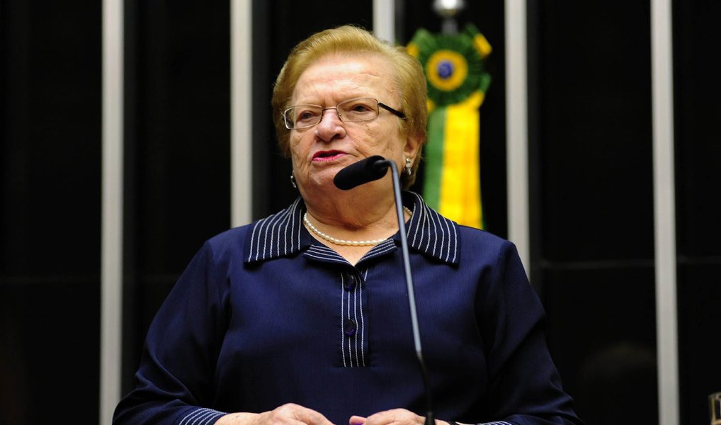 Candidata a presidente da Câmara pelo PSOL, a deputada Luiza Erundina afirmou que apesar de haver 14 candidatos, há apenas dois projetos em disputa: "a manutenção de uma Câmara desmoralizada, manobrada pelo fantasma de Eduardo Cunha, e do outro lado aqueles que lutaram pelo afastamento de Cunha"; em seu discurso, ela ressaltou que é necessário uma nova Câmara para um novo tempo e defendeu a eleição de uma mulher para o cargo