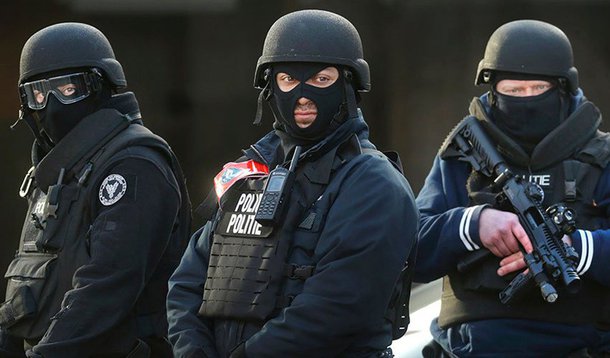 Serviço de Segurança da Ucrânia (SBU, na sigla ucraniana), conseguiu prevenir 15 ataques terroristas planejados para a véspera do Campeonato Europeu de Futebol 2016 na França, afirmou o chefe do Serviço de Segurança da Ucrânia, Vasyl Hrutsak; informação foi obtida de um terrorista francês detido na Ucrânia; extremistas planejavamo explodir na França uma mesquita, uma sinagoga, um serviço público de impostos e alguns postos de observação em autoestradas, entre outros