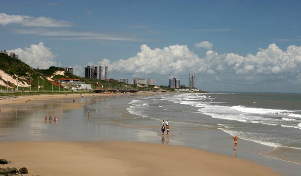 Pelo segundo relatório consecutivo, as praias de São Luís e São José de Ribamar estão 100% próprias para banho. É o que aponta o laudo semanal de balneabilidade divulgado pelo Laboratório de Análises Ambientais – LAA, da Secretaria Estadual de Meio Ambiente; a aferição comprova que os 21 pontos monitorados possuem condições para o banho