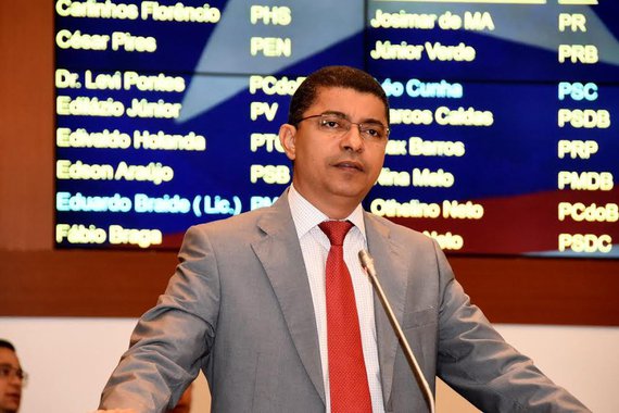 Ao comentar a cassação do ex-presidente da Câmara Eduardo Cunha (PMDB-RJ), o deputado estadual Bira do Pindaré (PSB) classificou como um momento ímpar da história do Brasil porque finalmente o processo foi julgado e, melhor, de maneira satisfatória para a população, que clama por justiça e luta pelo fim da corrupção; "E agora ele fica inelegível por pelo menos oito anos. Considero esse um feito importante porque nós sabemos o quanto isso representa para o nosso país, que atravessa infelizmente um período de retrocesso na democracia, nos direitos sociais e de uma enorme crise econômica devido a um golpe parlamentar. Portanto, agora foi o ‘Fora Cunha!’, o próximo passo será ‘Fora Temer!’. E nós estaremos juntos!"