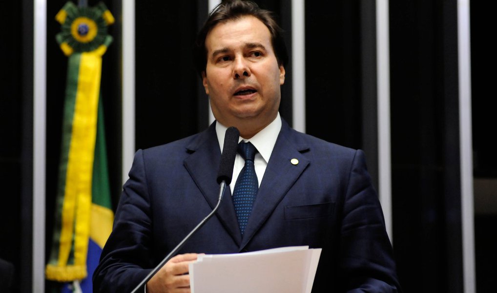 O interino Michel Temer (PMDB) teve na madrugada desta quinta (14) o que se pode chamar de Vitória de Pirro. Ganhou, mas não levou a presidência da Câmara com a eleição de Rodrigo Maia (DEM)