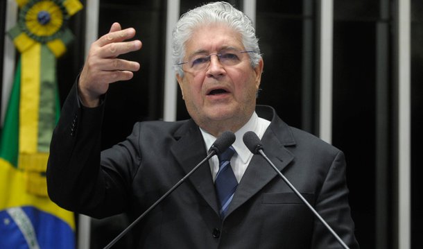 O senador Roberto Requião (PMDB) avaliou, nesta quarta (1º), que o impeachment da presidente eleita Dilma Rousseff (PT) cairia se fosse votado hoje no Senado; “Se o impeachment fosse votado hoje no plenário do senado certamente cairia. Vaca foi pro brejo e levou a corda”, tuitou o parlamentar peemedebista