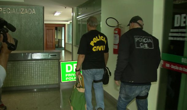 A Polícia Civil do Distrito Federal informou que contabiliza 30 denúncias de pacientes supostamente lesados pela organização criminosa que lucrava com a prescrição de cirurgias sem necessidade. Uma operação da polícia com o Ministério Público prendeu 13 supostos membros da "máfia" de órteses e próteses; de acordo com a polícia, o esquema movimentou mais de R$ 30 milhões nos últimos cinco anos.