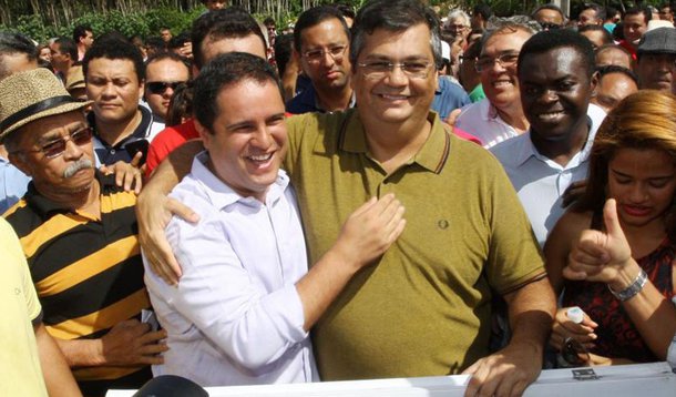 O governador Flávio Dino declarou, durante o horário eleitoral na televisão, o seu voto ao candidato à reeleição e prefeito de São Luís, Edivaldo Holanda Júnior; a manifestação de apoio, veio após o candidato do PDT falar também da importância da parceria entre a Prefeitura de São Luís e o governo do Maranhão; Dino destacou que toda parceria só funciona bem quando cada um faz a sua parte e, desde que assumiu o governo, sempre encontrou em Edivaldo um gestor que sempre buscou solucionar os problemas de São Luís e que podem ser vistos por toda a população da capital