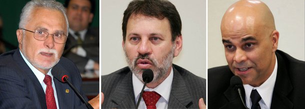 A Segunda Instância da Justiça Federal decidiu reduzir a pena de oito condenados em um processo ligado às investigações da Ação Penal 470, o processo do mensalão; após cinco horas de julgamento, a Terceira Turma do Tribunal Regional Federal da 1ª Região, sediado em Brasília, ajustou as penas dos ex-dirigentes do PT José Genoino e Delúbio Soares, do publicitário Marcos Valério e de ex-diretores do Banco BMG