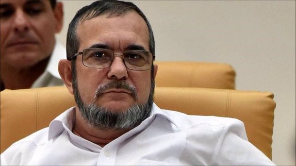 Rebeldes marxistas das Forças Armadas Revolucionárias da Colômbia (Farc) continuarão a lutar por justiça social sob um acordo de paz com o governo da Colômbia, disse o comandante rebelde Rodrigo Londono, que usa o nome de guerra de Timochenko; diante de centenas de combatentes no sul da Colômbia, ele afirmou que as Farc desejam disseminar a mensagem de um partido político desarmado e transformar a nação andina depois de cinco décadas de guerra
 