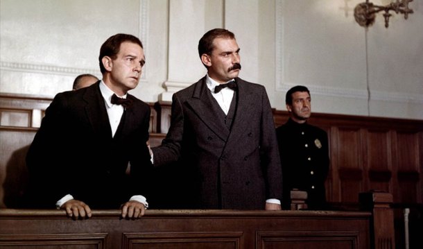 Na história da humanidade não se morre e se mata somente por meio de guerras, bombas, balas e espadas. No mundo dos homens, permeado por interesses de poder, morre-se, também, pelos ideais. No filme, diante da exploração extrema, o peixeiro Bartolomeu Vanzetti encontra nas ideias anarquistas as explicações necessárias e alternativas para um sistema mais justo, com oportunidades para todos. É numa reunião do movimento anarquista que Vanzetti conhece o sapateiro Nicola Sacco