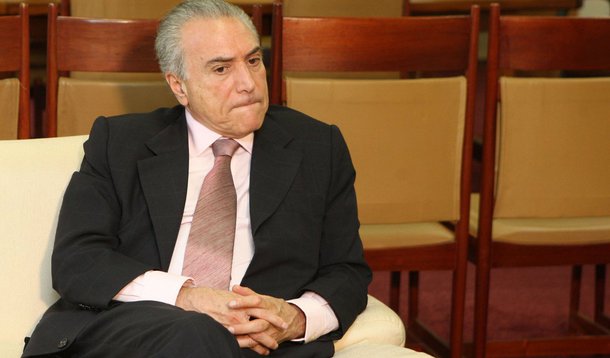 Nordeste, 49%; e, o Sudeste, 45%, são as regiões onde o governo Temer têm as maiores avaliações negativas; os maiores índices positivos são no Sul, 24%, e no Norte/Centro-Oeste, 18%; os dados são da segunda pesquisa CUT/Vox Populi, divulgados pelo colunista Ilimar Franco