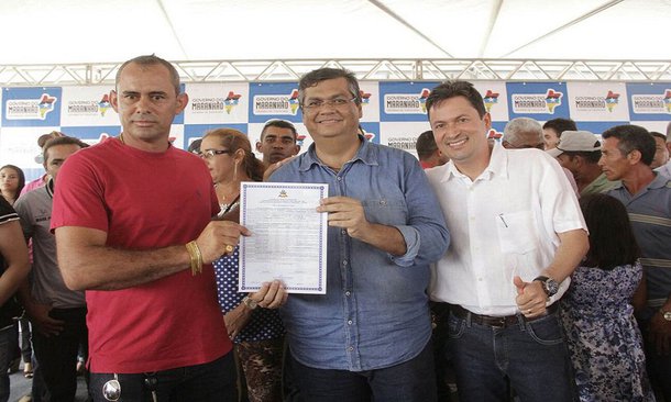 A meta da Secretaria de Estado de Cidades e Desenvolvimento Urbano (Secid) é entregar 15 mil títulos de regularização fundiária ao ano, dessa maneira, além dos moradores da Cidade Olímpica, outras comunidades serão beneficiadas; se em São Luís, o diálogo com as associações de moradores tem sido fundamental para garantir o avanço dos procedimentos de titularidade, nos municípios do interior, o governo Flávio Dino tem privilegiado a participação dos Sindicatos dos Trabalhadores e Trabalhadoras Rurais (STTR’s)