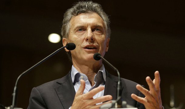 Em entrevista a jornais brasileiros, o presidente da Argentina afirmou que, apesar das "diferentes opiniões" sobre o processo de impeachment de Dilma Rousseff, "do ponto de vista institucional, o país seguiu todos os passos que correspondem"; "Acho que as instituições funcionaram", declarou; mesmo com as mudanças radicais na condução do País, Macri declarou que o governo brasileiro é de continuidade; "Independentemente de quem tenha sido convocado para o gabinete"