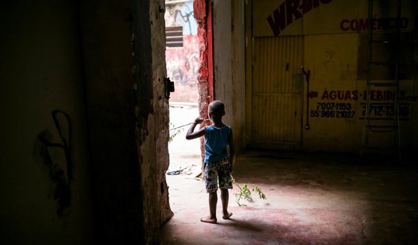 Em 100 dias de governo interino, especialistas e movimentos sociais denunciam redução drástica no orçamento para políticas urbanas, desaceleração do crédito habitacional e criminalização de protetos