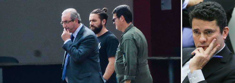 Em nota, o deputado cassado Eduardo Cunha (PMDB-RJ) diz que a decisão de mandar prendê-lo é "absurda" e "sem motivação"; "A referida ação cautelar do Supremo, que pedia minha prisão preventiva, foi extinta e o juiz, nos fundamentos da decretação de prisão, utiliza os fundamentos dessa ação cautelar, bem como de fatos atinentes a outros inquéritos que não estão sob sua jurisdição, não sendo ele juiz competente para deliberar", diz o texto; "Meus advogados tomarão as medidas cabíveis para enfrentar essa absurda decisão", acrescenta Cunha