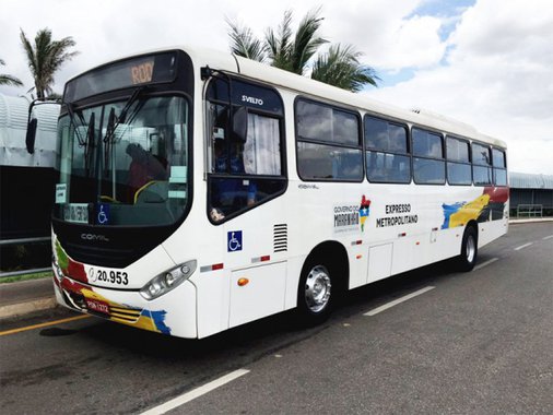 O Sindicato dos Rodoviários do Maranhão informa que em Agosto, foram registrados na Grande São Luís, 51 assaltos a ônibus; em Julho foram 68 crimes do tipo contabilizados, ou seja, no comparativo entre os dois meses em questão, houve uma redução em torno de 25% nessa modalidade criminosa, que tanto assusta usuários do transporte público e os trabalhadores que atuam no setor
