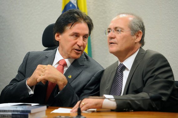 O líder do PMDB no Senado, Eunício Oliveira (PMDB-CE), será indicado para a relatoria PEC que limita os gastos públicos, afirmou nesta quarta-feira o presidente da Casa, Renan Calheiros (PMDB-AL), acrescentando que está mantido o calendário de tramitação da proposta, com previsão de votação em segundo turno no plenário no dia 13 de dezembro; “O calendário da PEC está mantido e eu não permitirei nenhuma chantagem, seja de quem for, para adequar o calendário de uma proposta tão importante para o Brasil à dificuldade de circunstâncias políticas”, disse Renan