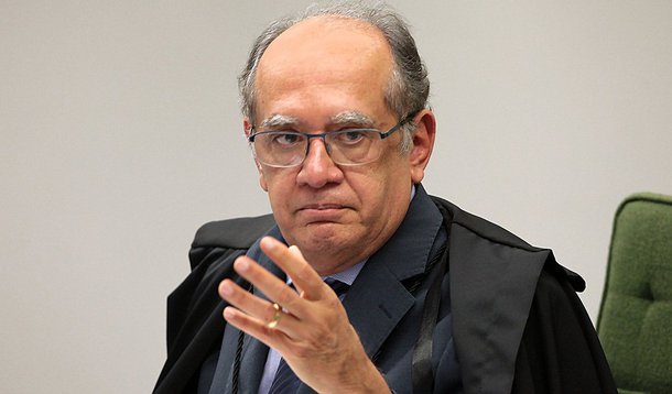 A frase do ministro do Supremo foi dita durante sessão da Corte nesta quarta (17) que analisa decisão sobre contas rejeitadas de prefeitos que são candidatos às eleições; Mendes fez o comentário quando os ministros discutiam o alcance de decisão proferida na semana passada pelo STF e as diferenças técnicas entre contas de governo e de campanha; a Corte decidiu que candidatos a prefeito que tiveram contas rejeitadas apenas pelos tribunais de Contas estaduais podem concorrer ao pleito de outubro; "É uma lei mal feita, nós sabemos disso. No caso específico, ninguém sabe se são contas de gestão ou contas de governo. No fundo, é rejeição de contas. E é uma lei tão casuística, queria pegar quem tivesse renunciado”, disse