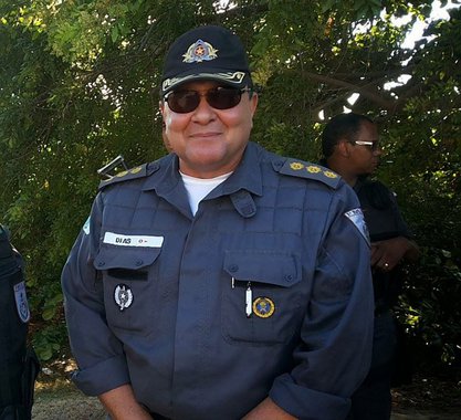 Novo comandante da PM-RJ, coronel Wolney Dias Ferreira tomou posse dizendo que será feito um estudo para remodelar as UPPs; Ferreira estava na reserva da PM e afirmou que ainda não está claro o que precisará ser mudado no setor, mas que é preciso remanejar recursos e fazer mais com menos; "Nossos recursos são limitados", adiantou o militar, que só vai começar a promover mudanças na corporação a partir da próxima segunda-feira (31), após o segundo turno das eleições; ele prometeu rigor com PMs que cometem crimes,