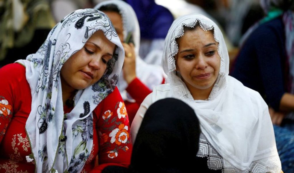 O presidente Tayyip Erdogan disse que é provável que os militantes do Estado Islâmicos sejam os responsáveis pelo ataque, o mais mortífero atentado este ano na Turquia, que enfrenta ameaças de militantes no país e da Síria. Erdogan disse ainda que o suicida era uma criança entre 12 e 14 anos de idade