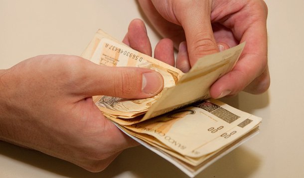 Governo central (Tesouro, Banco Central e Previdência Social) registrou déficit primário de R$ 8,802 bilhões em junho, fechando o primeiro semestre com saldo negativo de R$ 32,522 bilhões, segundo dados do Tesouro Nacional