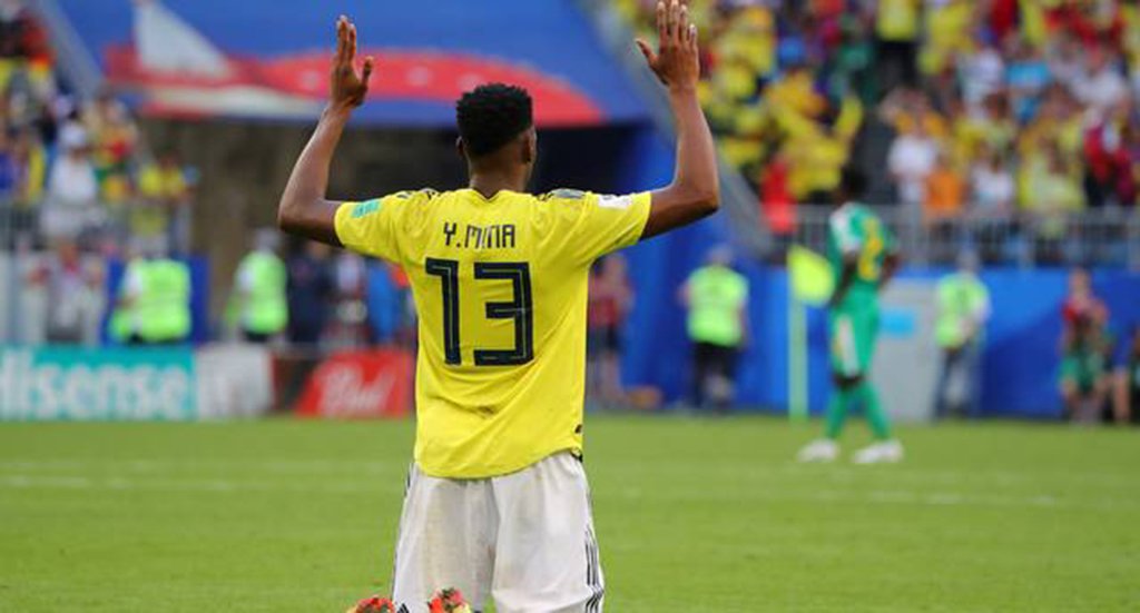 Um gol de cabeça do zagueiro Yerry Mina garantiu à Colômbia uma vitória por 1 x 0 sobre Senegal, em Samara, garantindo a classificação para as oitavas de final como líder do Grupo H, enquanto Senegal está eliminado ao perder para o Japão no desempate de cartões; a Colômbia enfrentará o segundo colocado do Grupo G, que será Inglaterra ou Bélgica