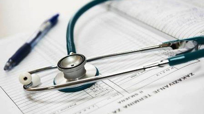 É, simplesmente, um escândalo e um completo desrespeito para com a população o aumento de 10% nos planos de saúde, enquanto a inflação está em torno de 3,8%